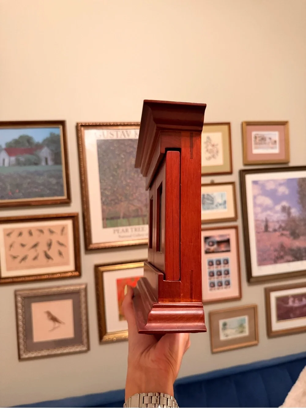 Classic Redwood Multi-Opening Picture Frame